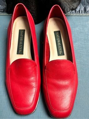 Naturalizer Red Leather Slip-On Loafers size 7